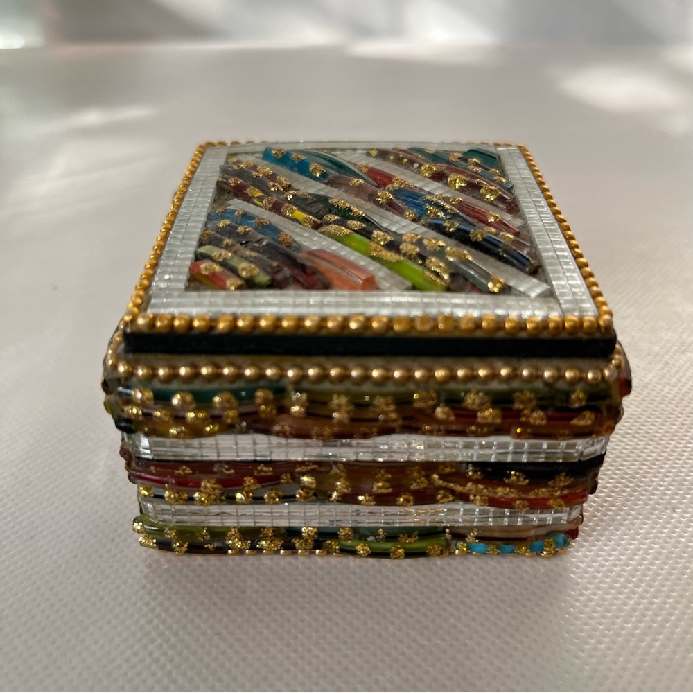 Two’s Company Beaded Trinket Box